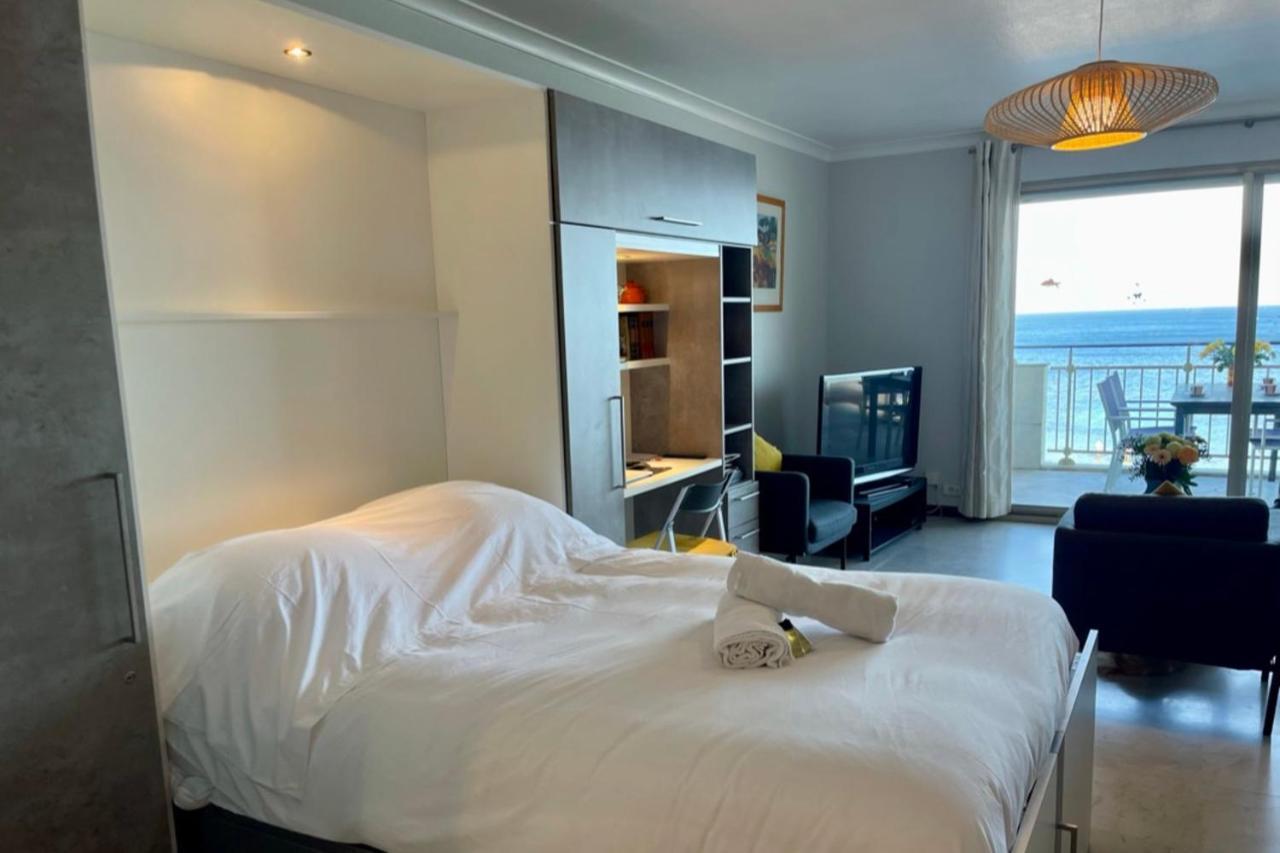 Seafront One Bedroom Apartment With A Terrasse Swimming Pool And A Parking Antibes Exterior foto